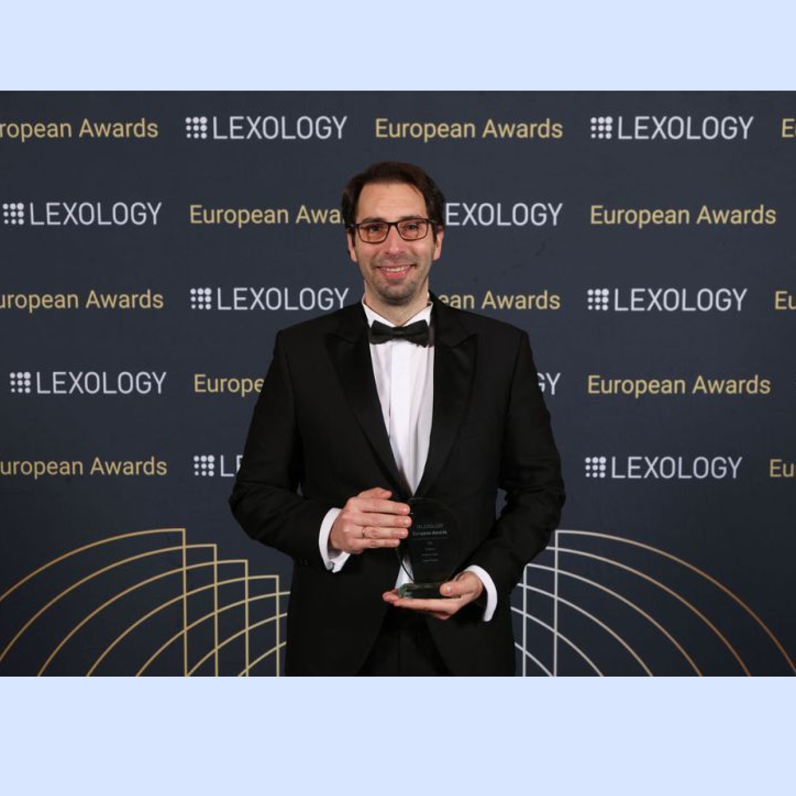 Loopa Finance Recognized Among Leading Legal Teams in Europe at Lexology Awards